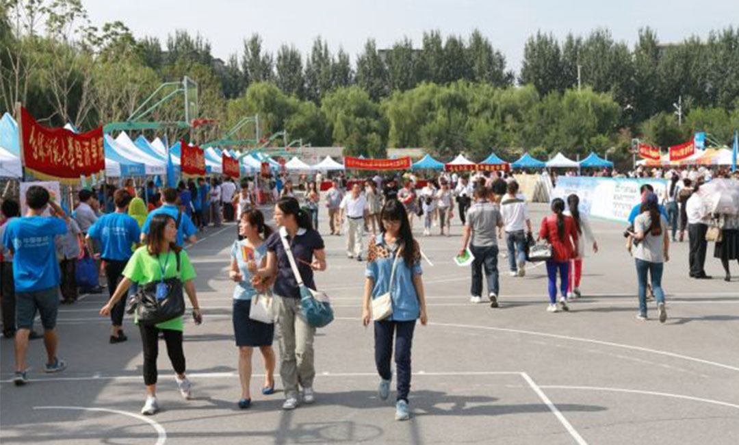 珠海珠海汇华学院新生招商活动策划